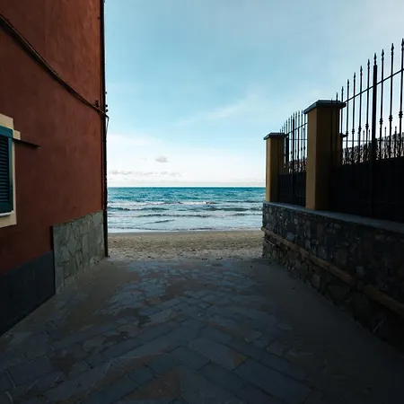 Elegante A Due Passi Dal Mare