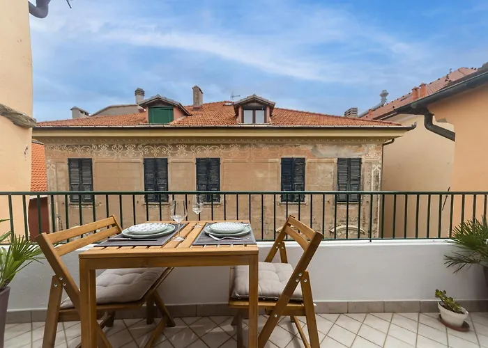 Elegante A Due Passi Dal Mare * Αλάσιο